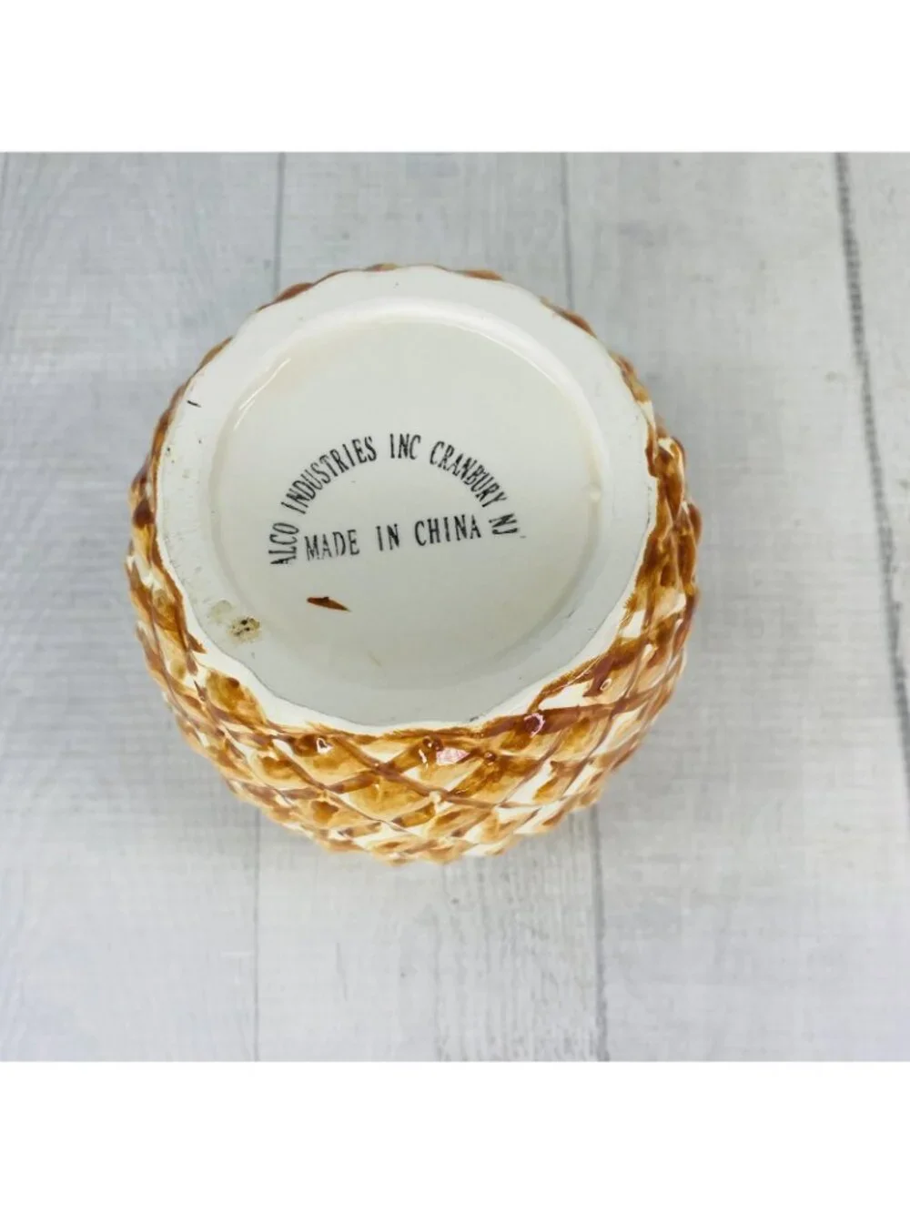 Alco PINEAPPLE Shape Ceramic Rubber Sealed Lidded  6